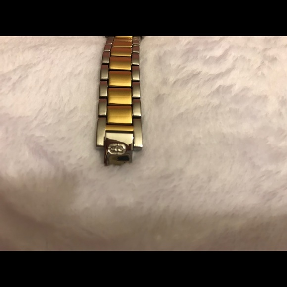 Watch - Picture 3 of 4